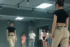 你们要的「swish」分解 别吐槽我腰上的肉 我知道我胖 抖音小助手