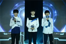 TFboys 7月开启暑期霸屏模式，超少年密码诠释新人类图片