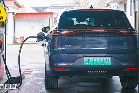 极端测试：比亚迪唐DM不充电油耗有多高？插混SUV到底该怎么开？