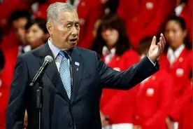 森喜朗向日本运动员发警告:不能在唱国歌时“喃喃自语”图片