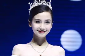 Angelababy头戴皇冠还是戴帽子好看？图片