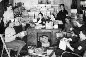 “欢迎你们回家”，美国女人劳军旧照图片