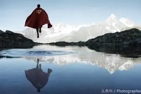 美国队长带着超人、蜘蛛侠、蝙蝠侠、神奇女侠来到了人间图片