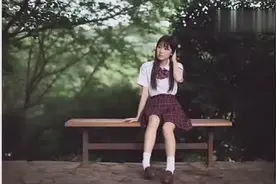 拍照不会摆动作？一分钟教你变身“专业模特”