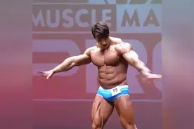 小鲜肉肌肉男现场表演《健身街舞》嗨爆了图片