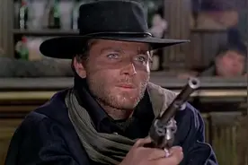 什么是快枪手？一个对六个，对方一枪未发已到五个剩一个用来戏弄