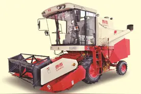 春雨4LZ-6自走式谷物联合收割机　你了解吗？图片