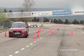 2018款马自达昂克赛拉麋鹿测试，不愧为紧凑级家用车操控王者！