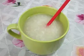 孩子润肺去火、化痰止咳 香梨米粥