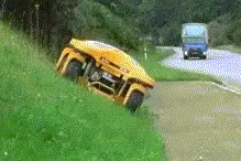 德国新型的割草机，操纵手柄像玩游戏一样的割草！图片