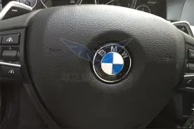 宝马改功能方向盘带换挡拨片图片