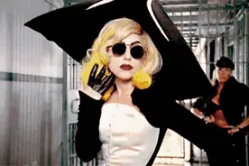 独家大揭秘！那些金球奖红毯明星裙下的小秘密！图片