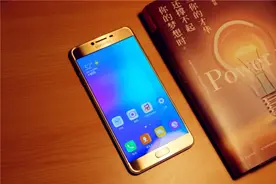专为大陆用户所生，三星中端机Galaxy C7评测图片