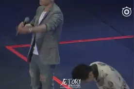 bigbang演唱会现场！胜利权志龙不断用中文向粉丝问好！暖图片