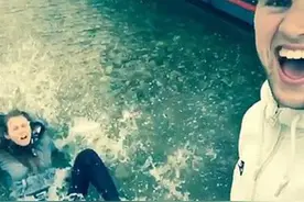 英国小伙整蛊姐姐走红 自称跟姐姐一定会和好图片