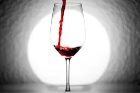 喝葡萄酒一定要避免这10个误区，切记！图片