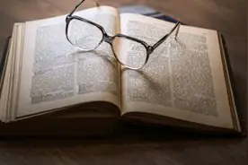 辟谣特工队 | 一招恢复视力，敢信吗？图片