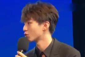 王俊凯帮杨紫宣传新剧二人聊天记录曝光，一个套路深一个情商高