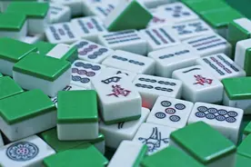 老公变身工作狂，不顾家却有时间搓麻将，不爱我了吗图片