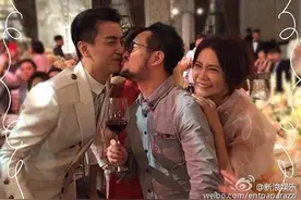 陈妍希陈晓台北宴 柯震东不在 但是九把刀却重吻到了新郎！图片