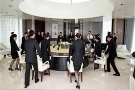 职场座位这样坐的话，你永远没法升职！图片