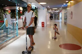 霍思燕“嫌弃”嗯哼当电灯泡 称越来越不好甩掉图片