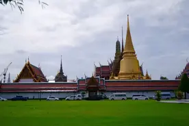 泰国，是一个色与戒纠结的国度图片