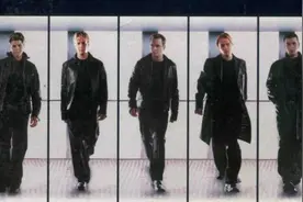 男生KTV必点英文歌，虽然听不懂可照样爱听