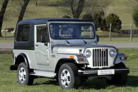 山寨车不止国内有，看看印度人高仿的Jeep牧马人图片