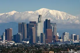 科比是湖人队史得分王，但是湖人最伟大球星不一定是他！图片