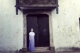 霍建华大婚前日杨紫重回战长沙旧居称恋旧，胡湘湘的顾清明结婚了图片