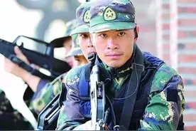 惠州军人真情谱写“战歌”，堪称现实版“太阳的后裔”图片