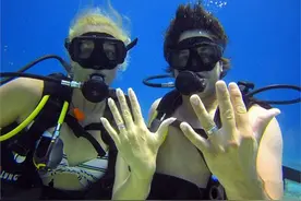 潜水丢掉婚戒！英男子24小时疯狂打捞找到图片