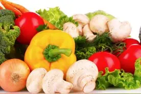 韩百岁老人谈长寿秘诀:调节饮食规律生活性格乐观图片