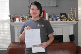 美13岁华裔女生跳级读大学 高考近满分图片