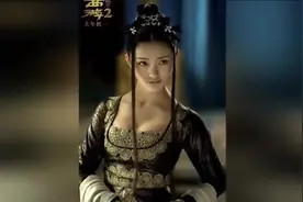 被指整容遭非议 林允这回换“胸”上热搜视频封面