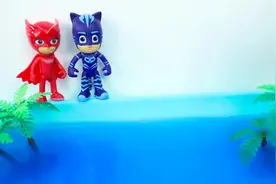 学习数字，六个PJ面具玩水上跳一跳小游戏