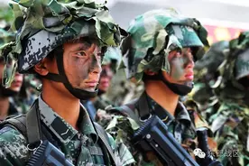 猛图！来看侦察兵的野外生存训练图片