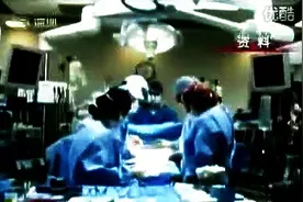 美国女子5分钟内产下8胞胎 ，产房更是46人为其接生视频封面