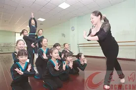 黄石少儿舞蹈《家住磁湖边》受到央视少儿春晚邀请图片