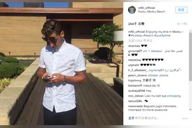 厄齐尔发INS继续秀度假之旅图片