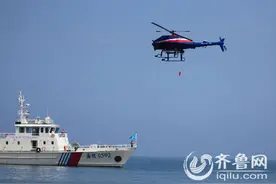 威海市举办首次岸滩溢油防护演习图片