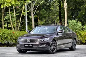 谁更受青睐？众泰Z700 VS吉利博瑞图片