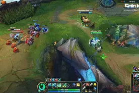 LOL皮城女警的大招什么时候变成可以跟踪的了？图片