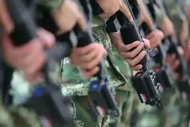 有多少军恋最终没有修成正果，但无怨无悔图片