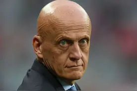 科里纳：将会有更多的技术协助球场判罚图片