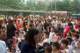 燕郊一场幼儿园毕业开笔礼感动所有人图片
