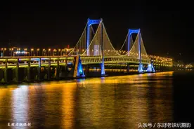 老铁镜头中的大连：星海湾跨海大桥节日里的光影图片