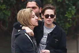 暮光女正式宣布出柜，正与女友热恋中图片