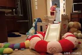 一大群金毛崽崽翻山越岭来吃饭，场面控制不了辣！图片